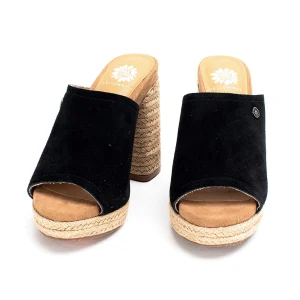 Women Yellow Box Slides>Ambur