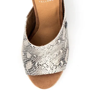 Women Yellow Box Slides>Ambur