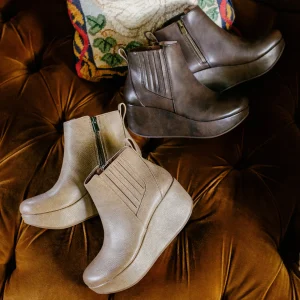 Women Yellow Box Heels & Wedges>Belin Wedge Boot