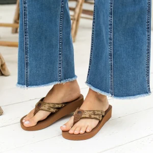 Women Yellow Box Flip Flops>Cadeen