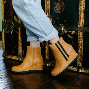 Women Yellow Box Boots & Booties>Ceffa Wedge Boot