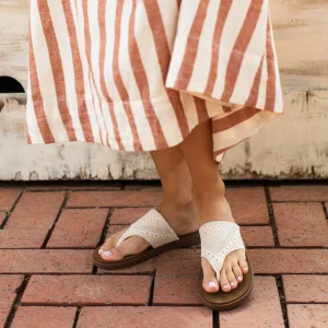 Women Yellow Box Flip Flops>Feria