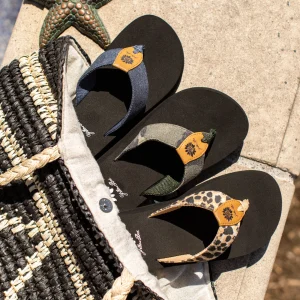 Women Yellow Box Flip Flops>Finwick Flip Flop