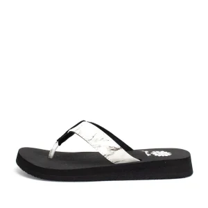 Women Yellow Box Flip Flops>Frugi Ii