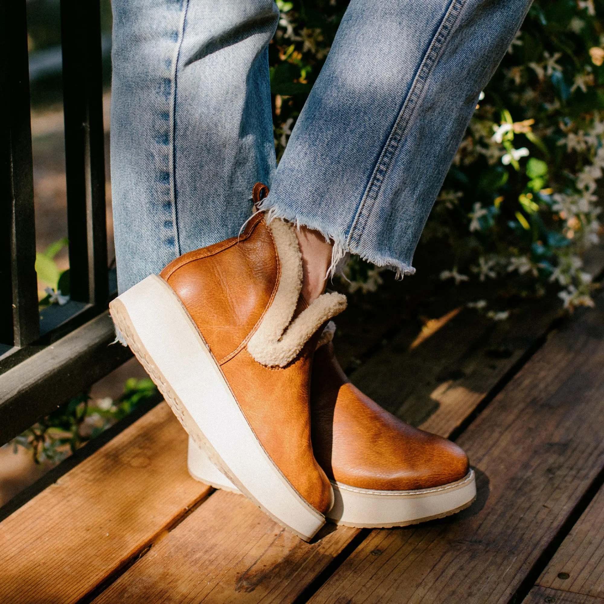 korena_boot_7.webp Women Yellow Box Boots & Booties>Korena Boot