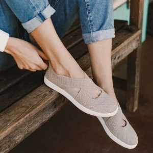 Women Yellow Box Sneakers & Flats>Octavia