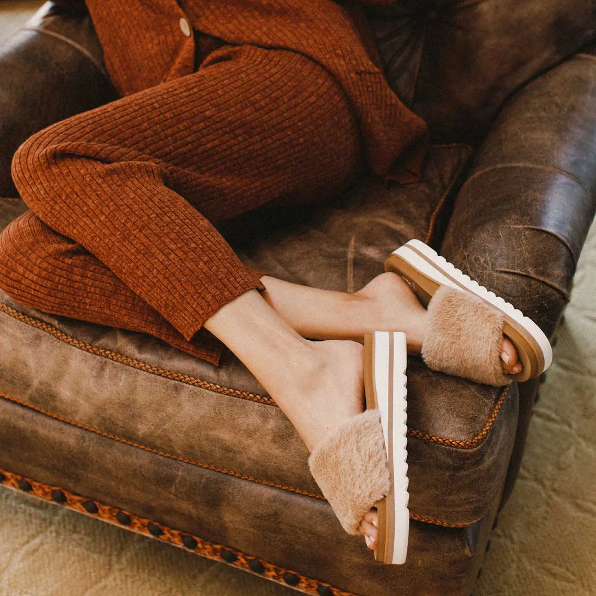 terisa_5-1.webp Women Yellow Box Slippers>Terisa