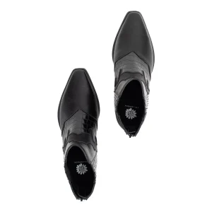 Women Yellow Box Boots & Booties>Willis Western Chelsea Boot